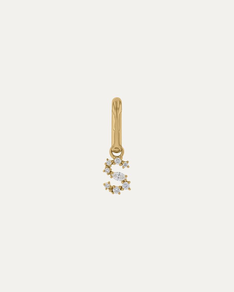 SARAH & SEBASTIAN Gossamer Letter Carabiner Charm in Yellow Gold — front view