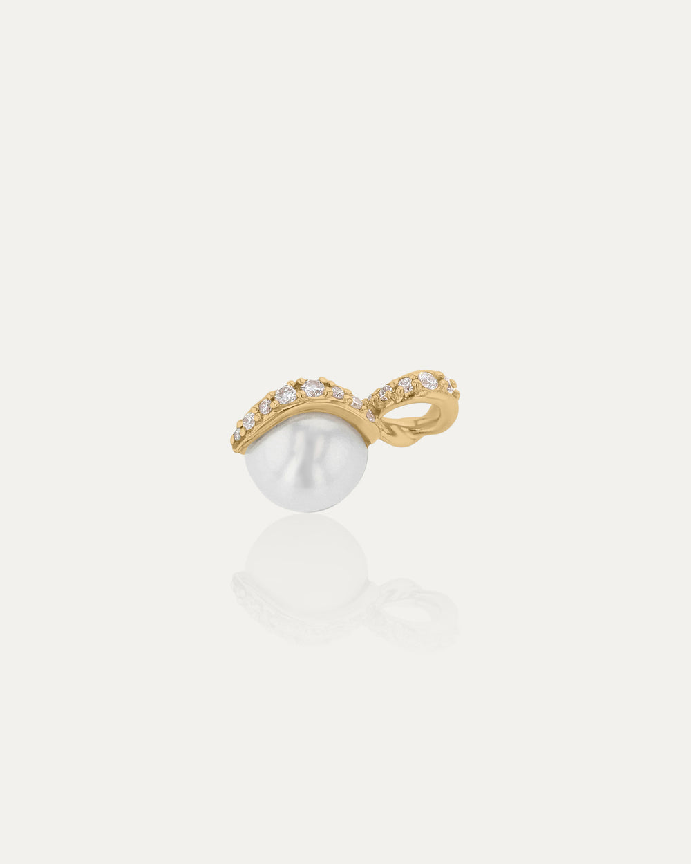 Fine Overtone Diamond Pendant