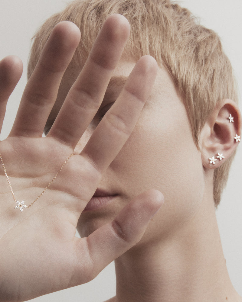 Daisy Cartilage Earring