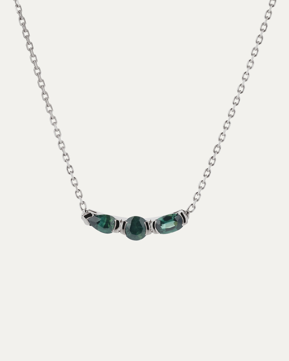 Petite Divers Sapphire Necklace