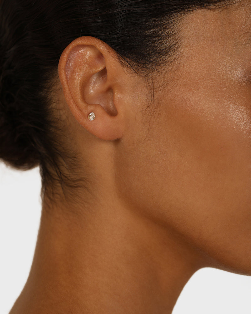 Oval Suspense™ Cartilage Earring by SARAH & SEBASTIAN