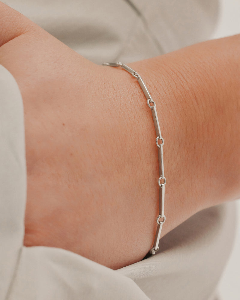 Bar Chain Bracelet