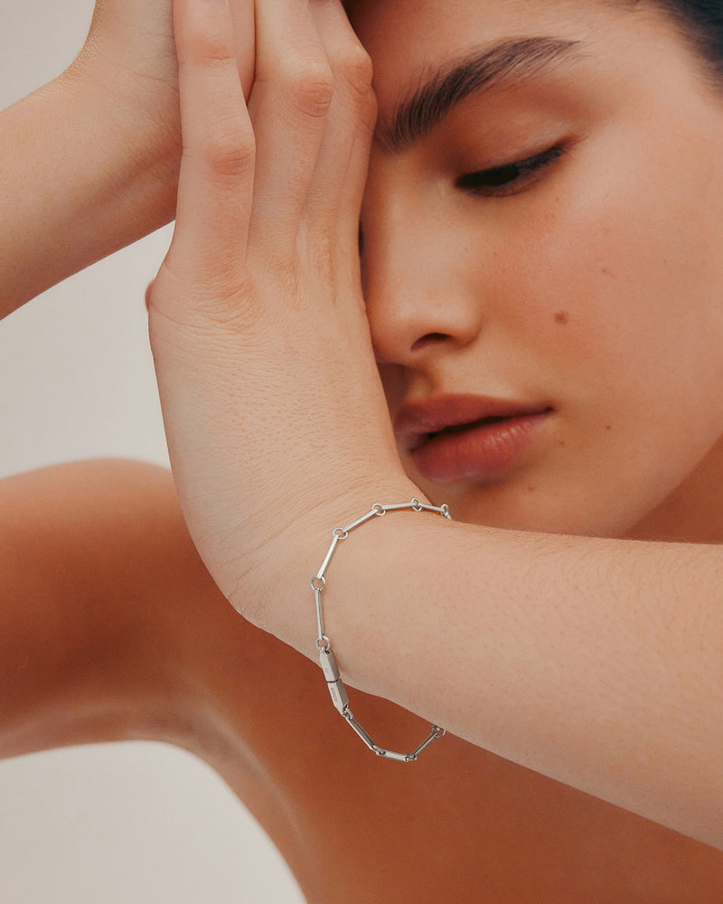 Bar Chain Bracelet