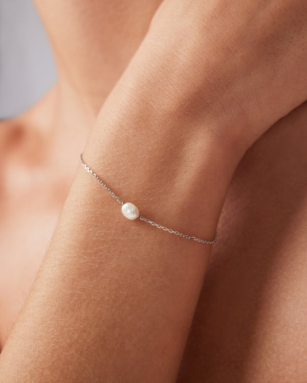 The Pearl Birthstone Bracelet
