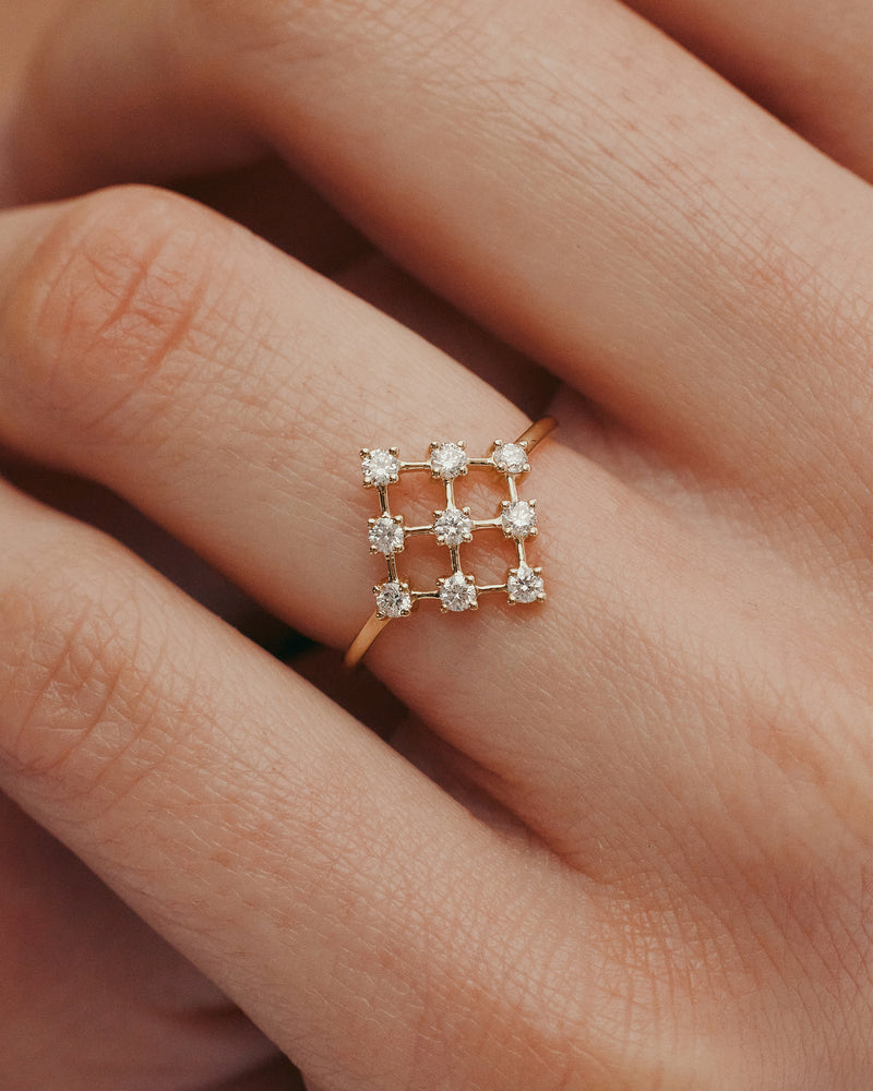 Fine Ondine Ring | Yellow Gold | Sarah & Sebastian – SARAH & SEBASTIAN