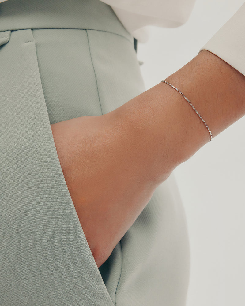 Stinger Chain Bracelet