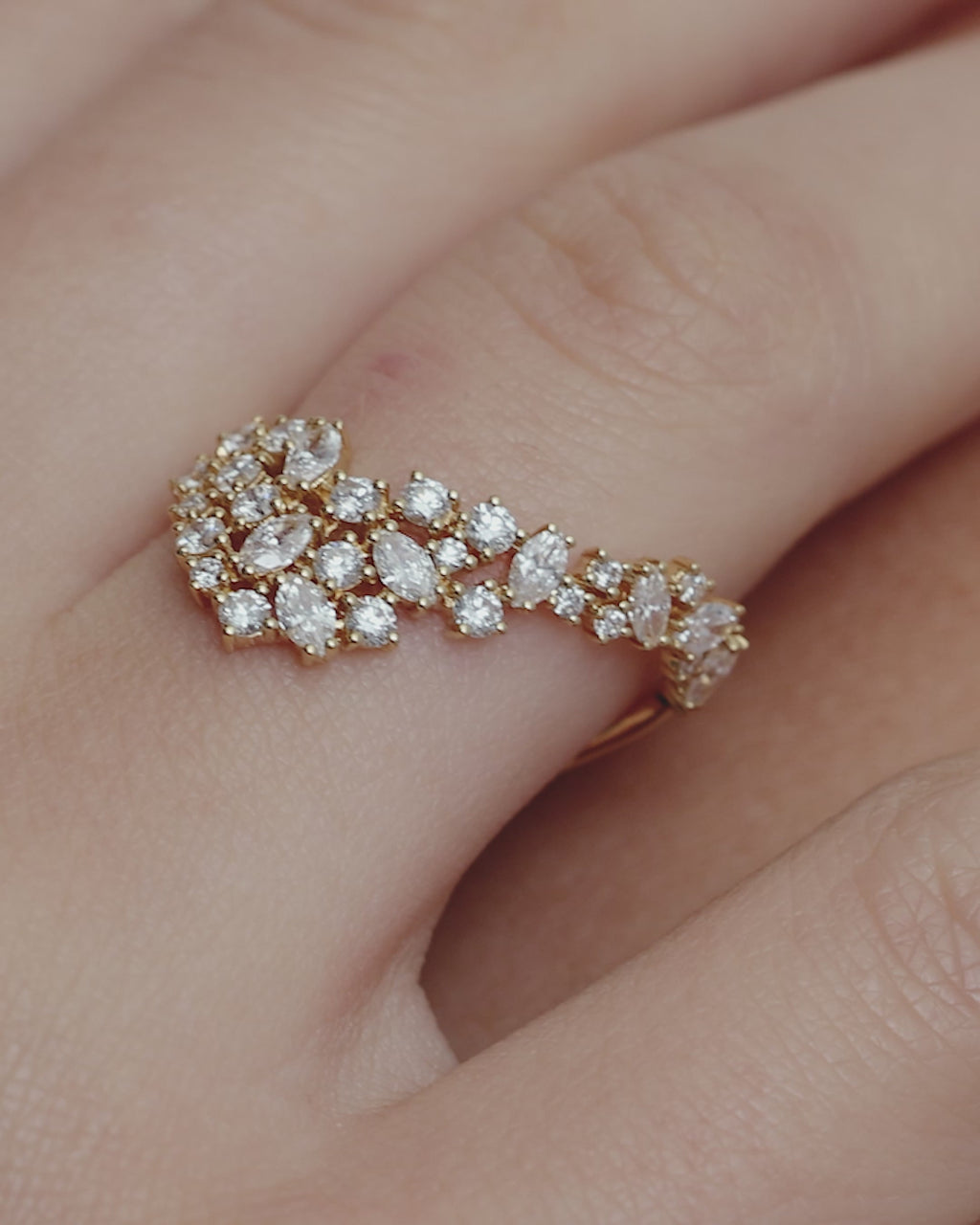 SARAH & SEBASTIAN Gossamer Ring in Yellow Gold — detail view