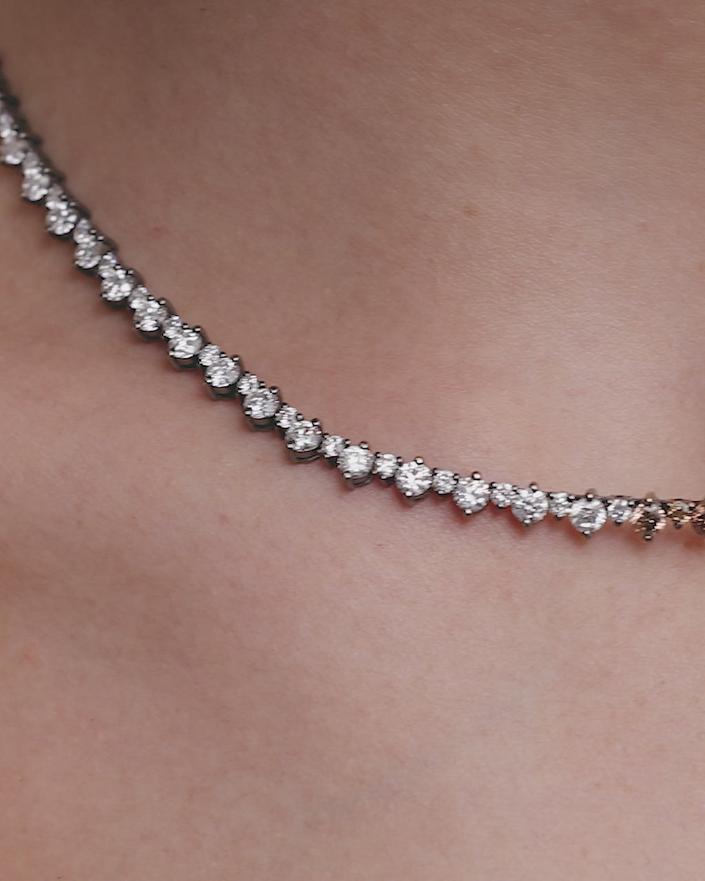 SARAH & SEBASTIAN Urchin Lace Tennis Necklace in Yellow Gold — detail view