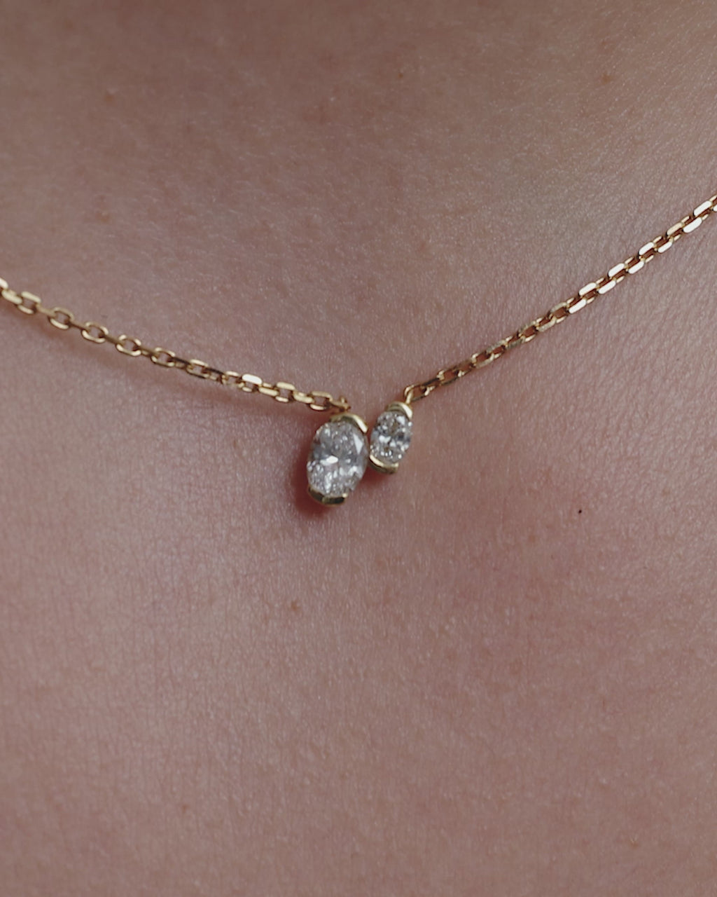 SARAH & SEBASTIAN Petite Oval Toi Et Moi Necklace in Yellow Gold — detail view