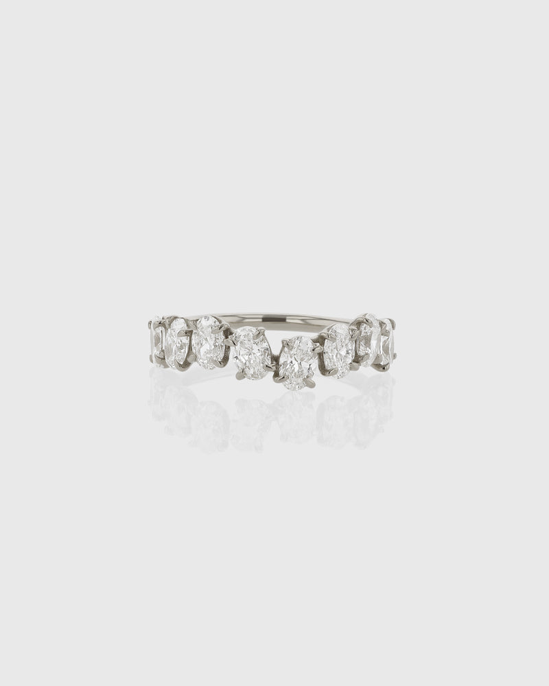 Half Endless Oval Diamond Ring Gold | Sarah & Sebastian