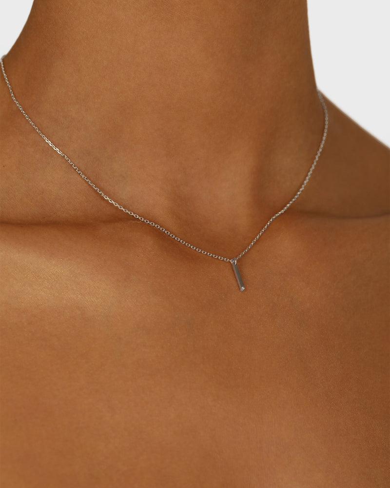Zoe Chicco Gold Prong-Set Three Diamond Curve Necklace – Peridot Fine  Jewelry