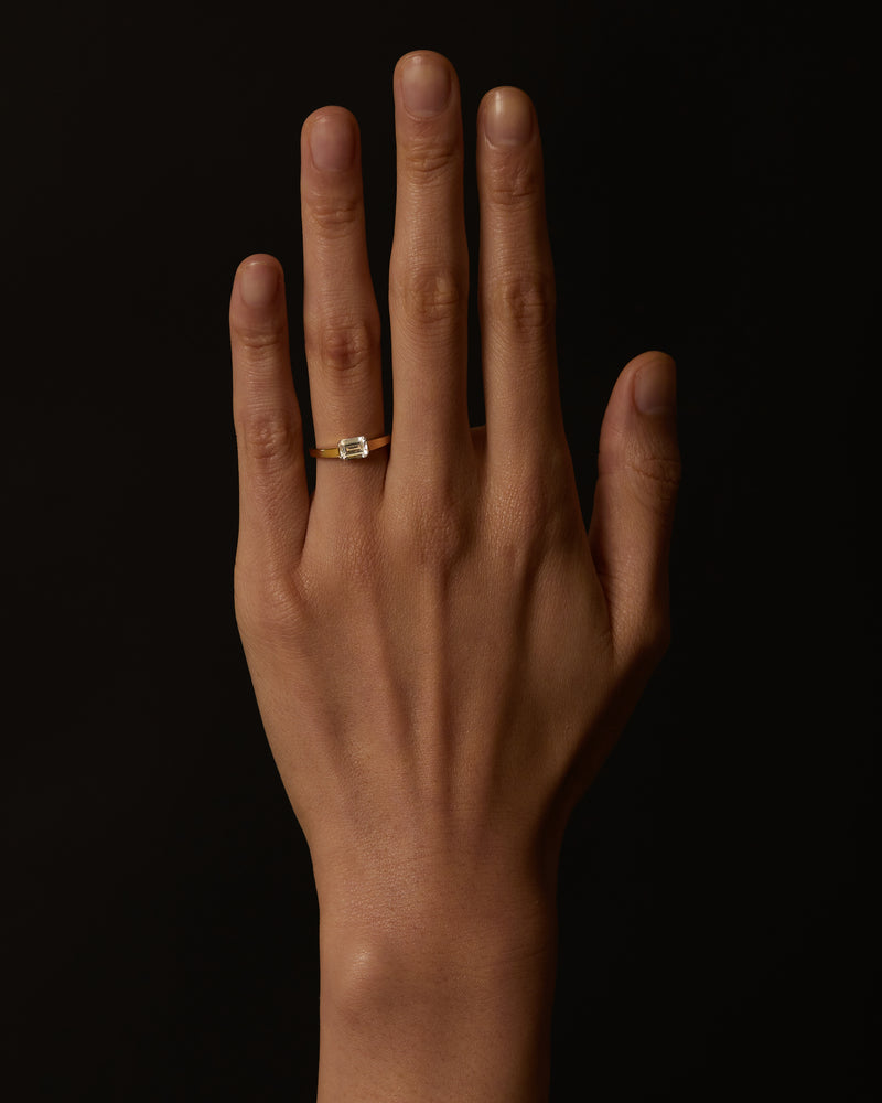 Suspense Emerald Engagement Ring | Sarah & Sebastian