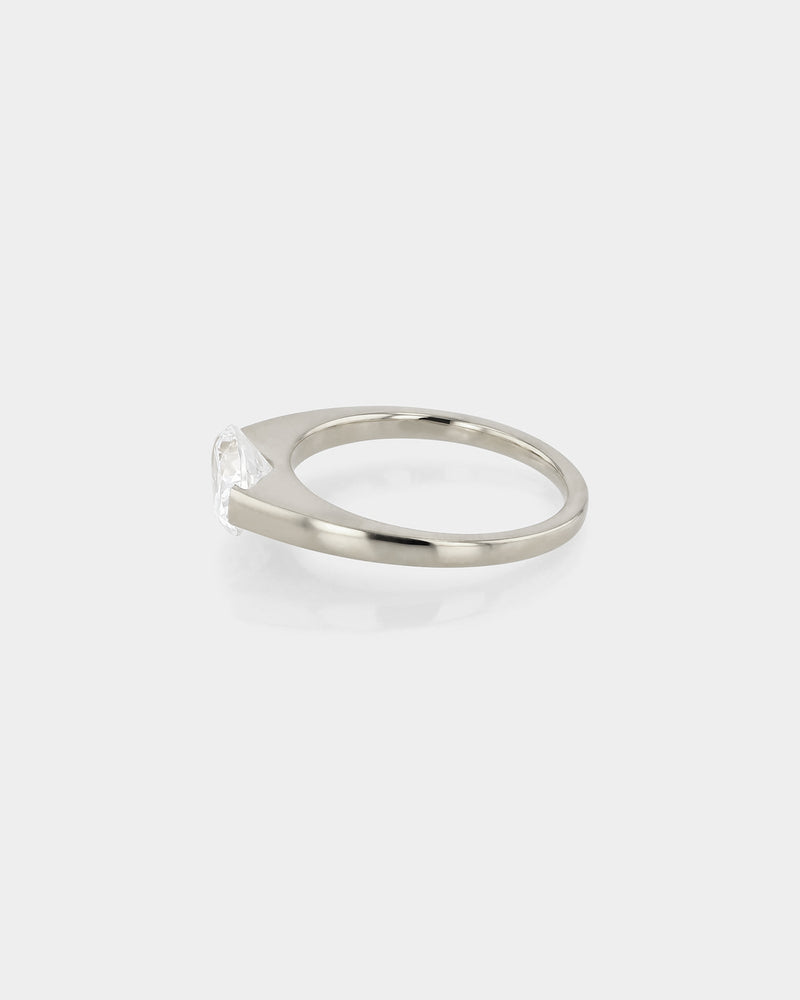 Suspense Oval Engagement Ring | Sarah & Sebastian