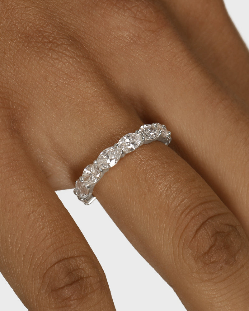 Salt Oval Diamond Ring II White Gold | Sarah & Sebastian